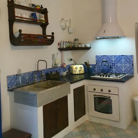 Casa Zuleika בית נופש ליפארי